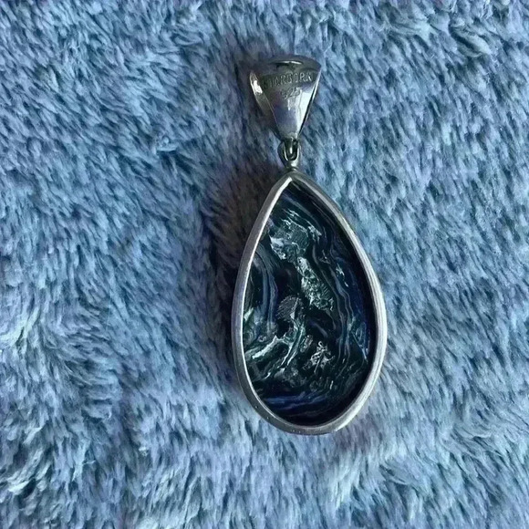 Purple Druzy Silver Oval Pendant with Crystal inlay Bail - Picture 3 of 6